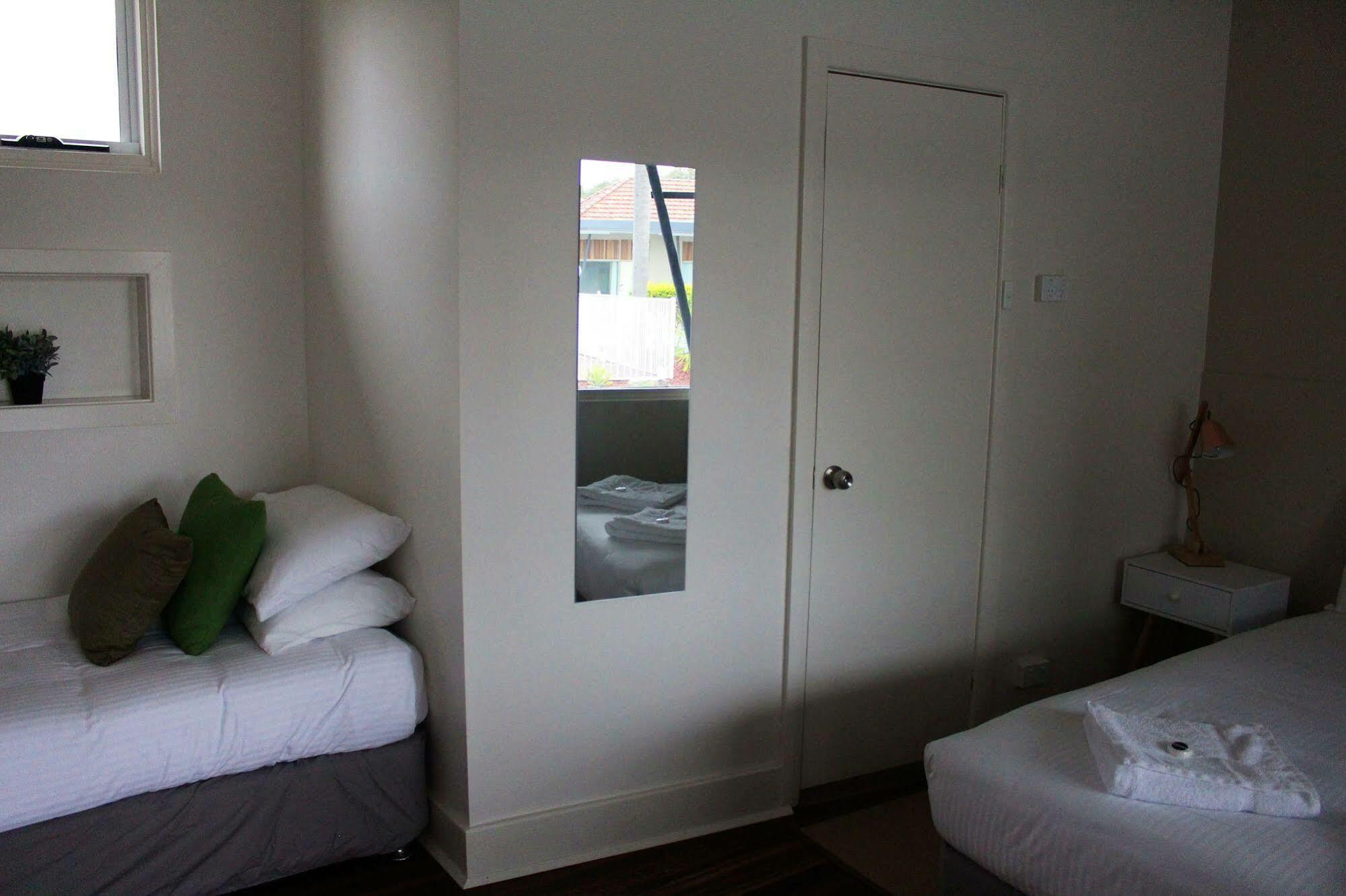 Belmont Palms Motel Lake Macquarie Екстериор снимка