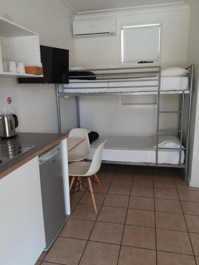 Belmont Palms Motel Lake Macquarie Екстериор снимка